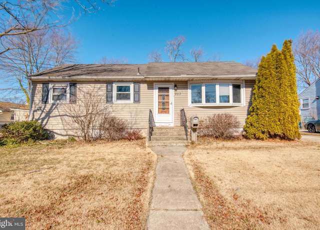 Property at 203 E Monroe Ave, Magnolia, NJ 08049, 3 beds, 1 bath