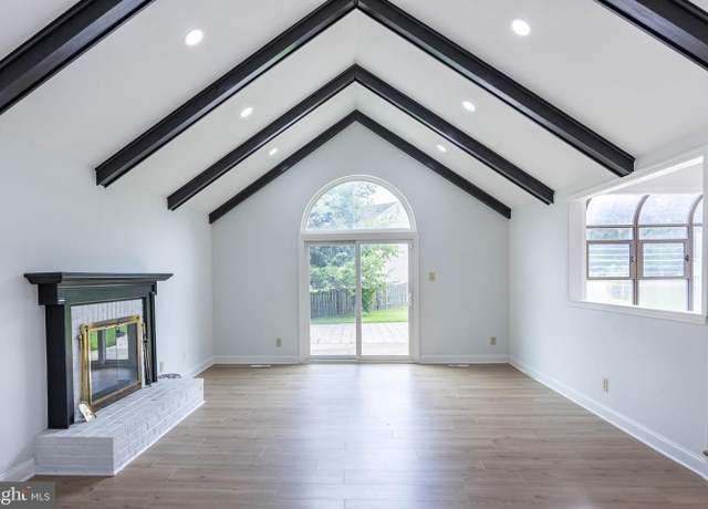 Property at 13 Stamford Dr, Voorhees, NJ 08043, 4 beds, 3.5 baths