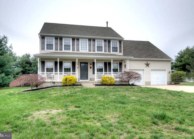 Property at 16 Grace Ct, Woolwich Twp, NJ 08085, 4 beds, 2.5 baths