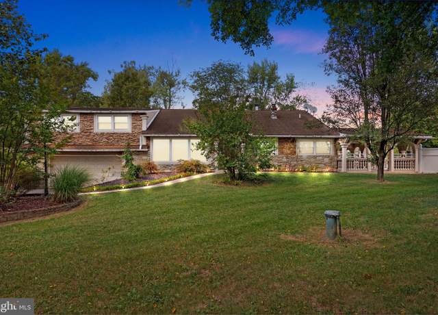 Property at 3165 Pickertown Rd, Warrington, PA 18976, 5 beds, 3.5 baths