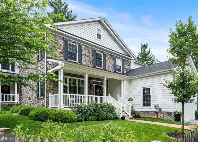 Property at 1114 Bordley Ln, West Chester, PA 19382, 4 beds, 4.5 baths