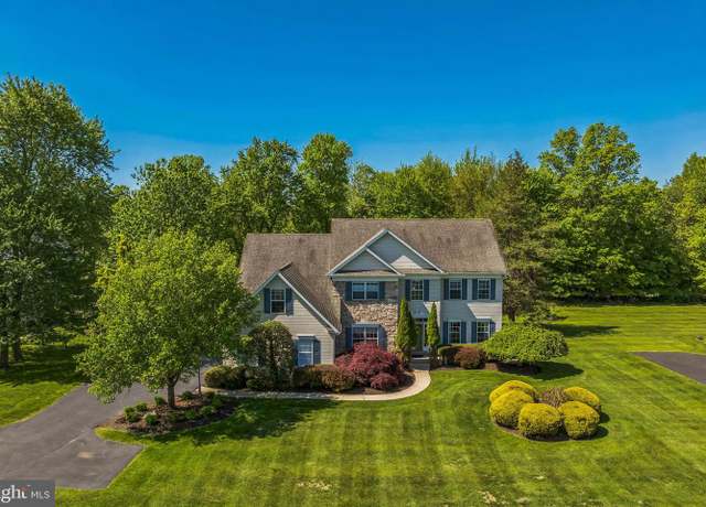 Property at 1018 Dickerson Rd, North Wales, PA 19454, 4 beds, 2.5 baths