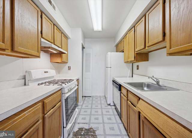 Property at 10103 Northeast Ave #9, Philadelphia, PA 19116, 2 beds, 1.5 baths
