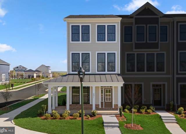 Property at 8671 Anderson Ave, Marshall, VA 20115, 3 beds, 3 baths