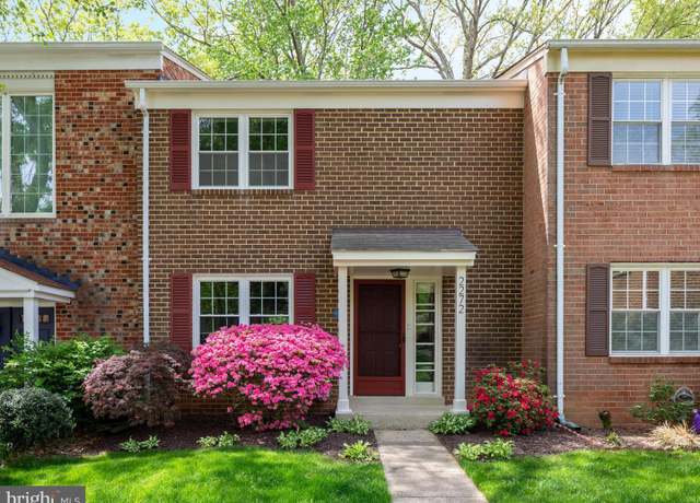 Property at 2272 Gunsmith Sq, Reston, VA 20191, 4 beds, 2.5 baths