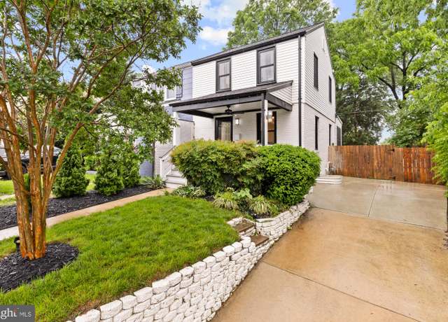 Property at 2711 Fort Dr, Alexandria, VA 22303, 3 beds, 2.5 baths
