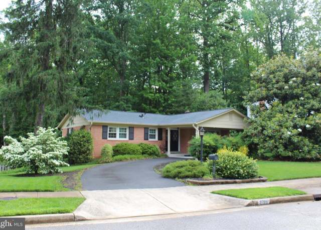 Property at 8706 Fox Ridge Rd, Springfield, VA 22152, 4 beds, 3 baths