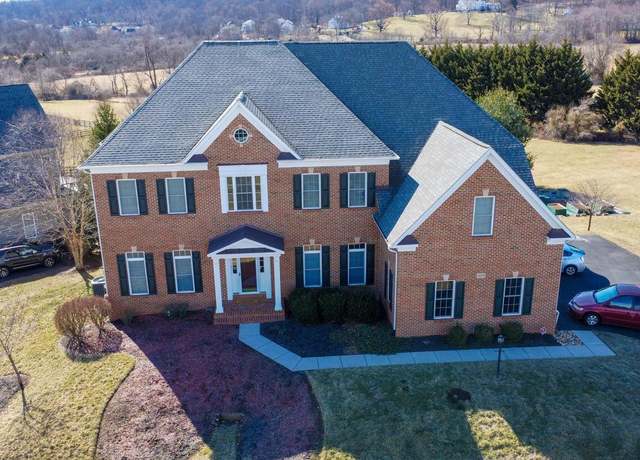 Property at 16013 Garriland Dr, Leesburg, VA 20176, 5 beds, 5.5 baths