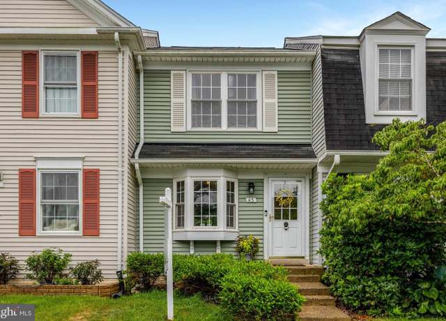 Property at 43 Southall Ct, Sterling, VA 20165, 2 beds, 1.5 baths