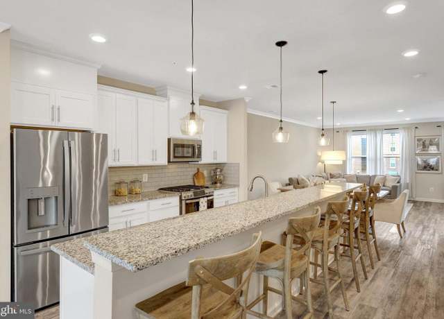 Property at 45210 Lettermore Sq, Sterling, VA 20166, 3 beds, 2.5 baths