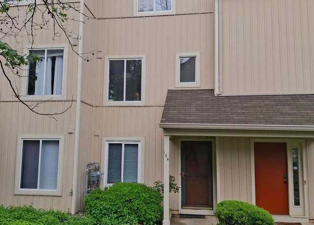 Property at 154 W Woodlake Dr, Marlton, NJ 08053, 2 beds, 2 baths