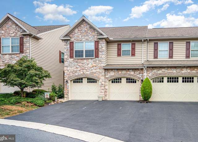 Property at 2013 Golden Ct, Mechanicsburg, PA 17055, 3 beds, 2.5 baths