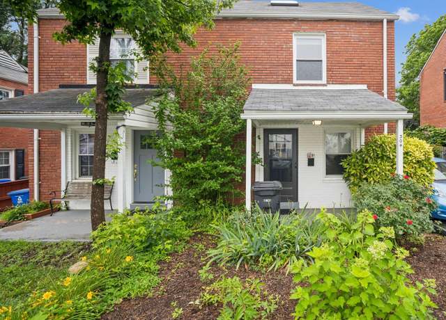 Property at 304 S Veitch St, Arlington, VA 22204, 2 beds, 2 baths