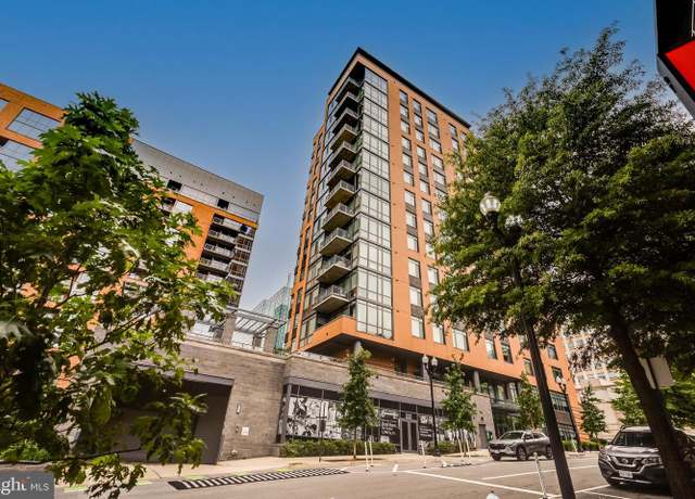 Property at 2000 Clarendon Blvd #901, Arlington, VA 22201, 1 bed, 1.5 baths
