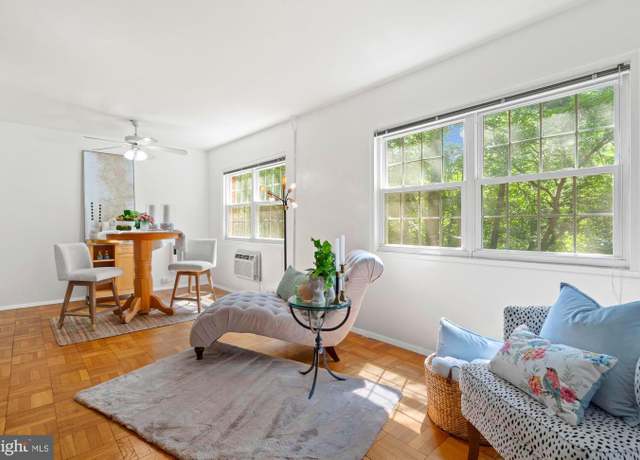 Property at 1610 Ripon Pl, Alexandria, VA 22302, 2 beds, 1 bath