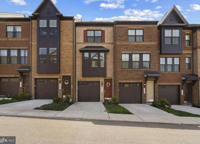 Property at 7247 Mountaineer Dr, Alexandria, VA 22306, 2 beds, 3 baths