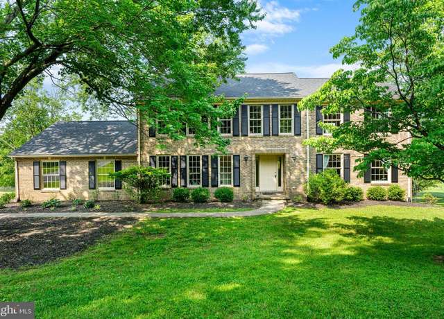Property at 39627 Rodeffer Rd, Lovettsville, VA 20180, 4 beds, 3.5 baths