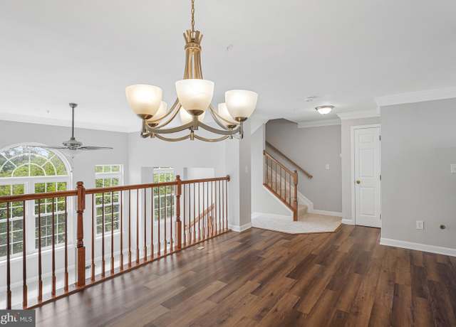 Property at 42291 Onyx Ter, Aldie, VA 20105, 3 beds, 2.5 baths