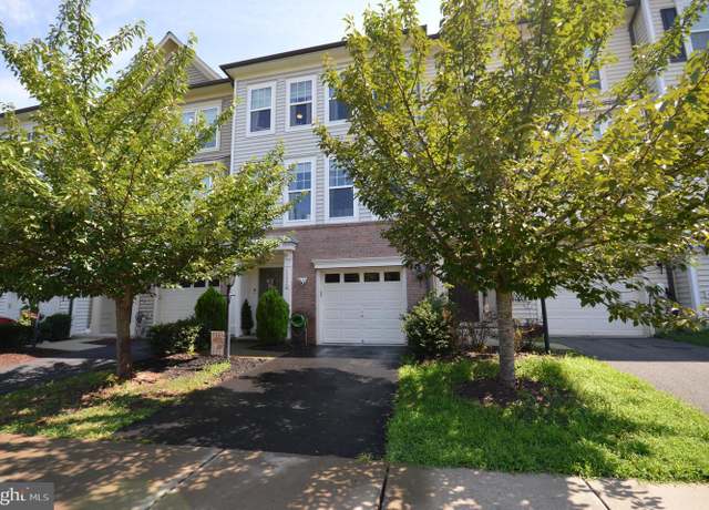 Property at 11972 Mirror Lake Ln, Bristow, VA 20136, 3 beds, 3.5 baths