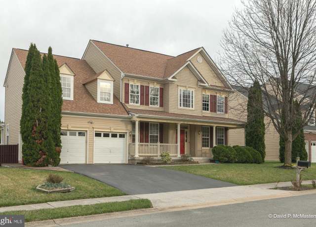 Property at 30 Barksdale Ct, Charles Town, WV 25414, 6 beds, 4.5 baths