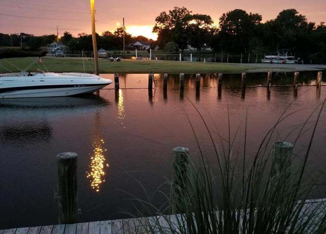Property at 7 Hunters Pt, Millsboro, DE 19966, 3 beds, 3 baths