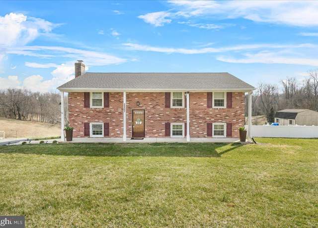Property at 5954 Bartonsville Rd, Frederick, MD 21704, 3 beds, 2.5 baths