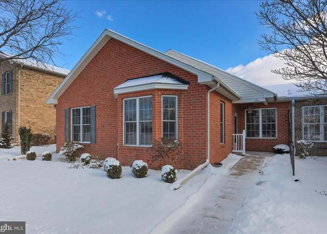 Property at 626 Observatory Dr, Hagerstown, MD 21742, 3 beds, 2 baths
