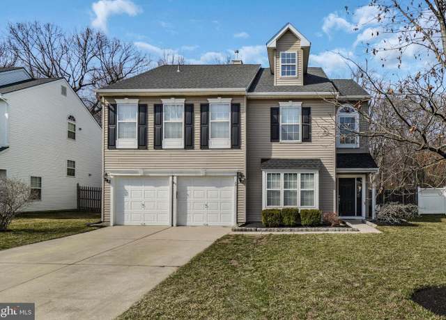 Property at 32 Watson Dr, Mount Laurel, NJ 08054, 4 beds, 2.5 baths