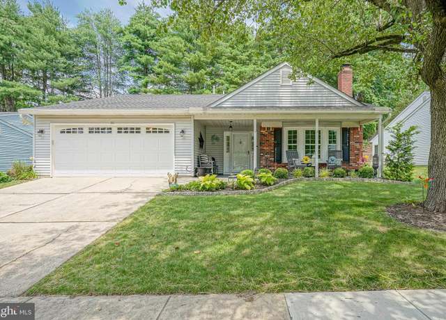 Property at 30 Deep Hollow Ln N, Columbus, NJ 08022, 2 beds, 2 baths