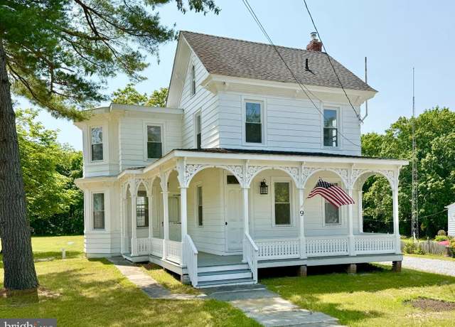 Property at 9 Main St, Bridgeton, NJ 08302, 3 beds, 2 baths