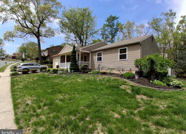 Property at 1 Fawn Ct, Blackwood, NJ 08012, 3 beds, 2 baths