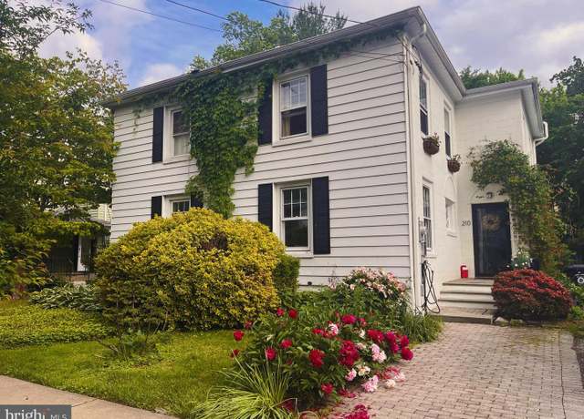 Property at 210 Birch Ave, Princeton, NJ 08542, 3 beds, 1 bath