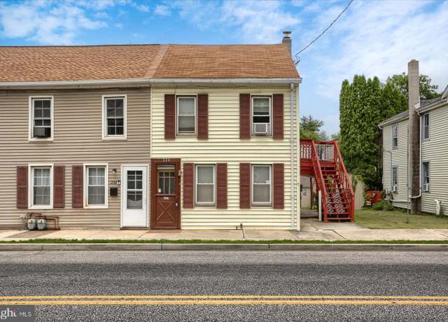 Property at 230 W Simpson St, Mechanicsburg, PA 17055, 2 beds