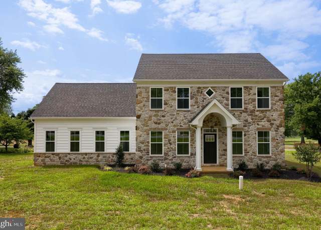 Property at 2012 Melody Ln, Lancaster, PA 17601, 4 beds, 2.5 baths