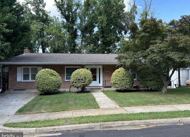 Property at 2735 S Grove St, Arlington, VA 22202, 4 beds, 2 baths