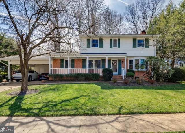 Property at 10019 Cavalry Dr, Fairfax, VA 22030, 4 beds, 2.5 baths