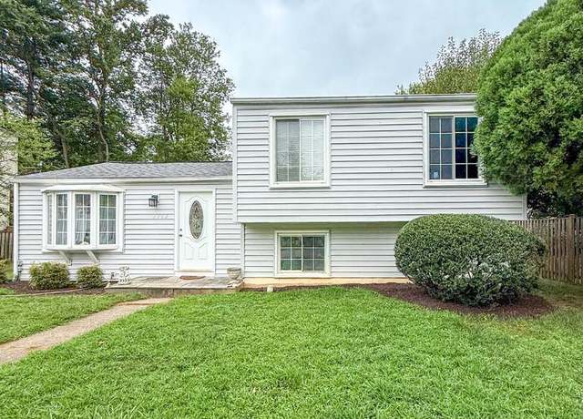 Property at 5703 Oak Stake Ct, Burke, VA 22015, 3 beds, 2 baths