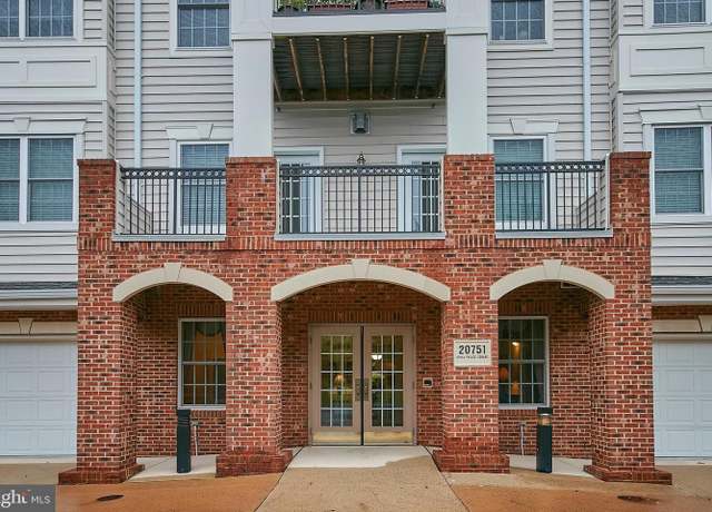 Property at 20751 Royal Palace Sq #210, Sterling, VA 20165, 3 beds, 2 baths