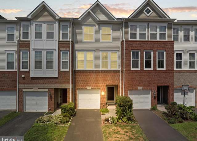 Property at 43381 Rickenbacker Sq, Ashburn, VA 20147, 4 beds, 3.5 baths
