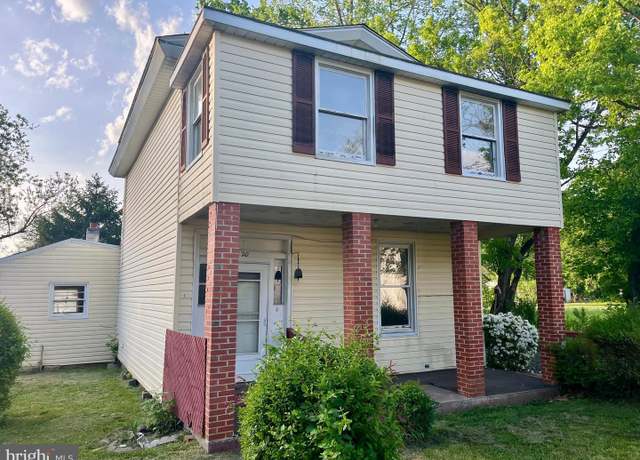 Property at 120 Charles St, Gordonsville, VA 22942, 3 beds, 1 bath