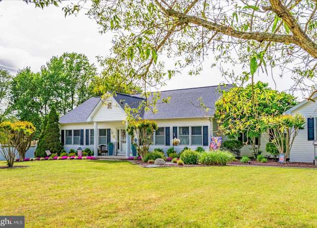 Property at 30944 Holts Landing Rd, Dagsboro, DE 19939, 3 beds, 3.5 baths
