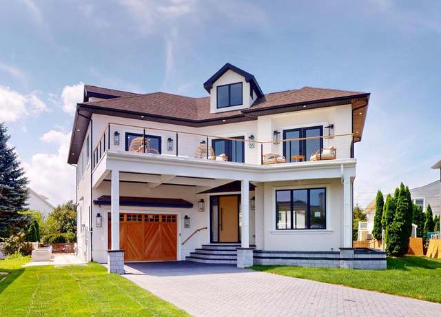 Property at 31 Seaside Ct, Margate City, NJ 08402, 5 beds, 4.5 baths