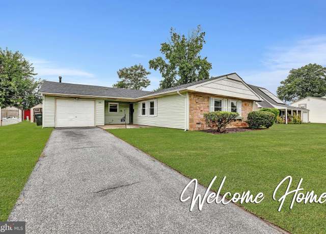 Property at 44 New Pond Ln, Willingboro, NJ 08046, 3 beds, 2 baths