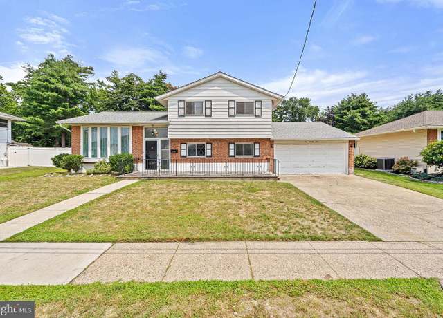 Property at 123 Adrienne Ave, Blackwood, NJ 08012, 4 beds, 1.5 baths