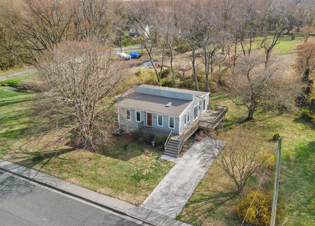 Property at 133 Sanford Rd, Pennsville, NJ 08070, 2 beds, 2 baths