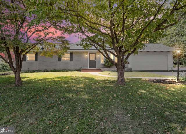 Property at 2224 Shillington Rd, Reading, PA 19608, 3 beds, 1.5 baths