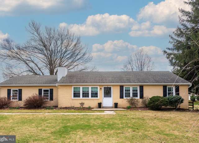 Property at 50 Meetinghouse Ln, Coatesville, PA 19320, 3 beds, 2 baths