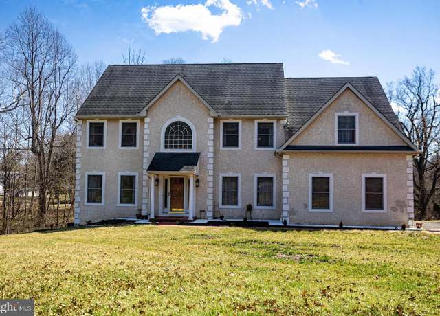 Property at 4 Donny Brook Way, Collegeville, PA 19426, 5 beds, 4.5 baths