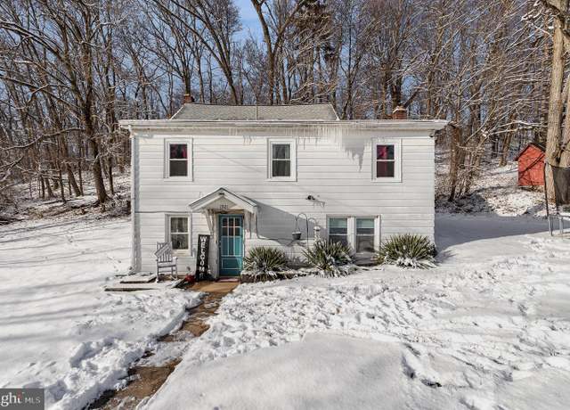 Property at 1921 Bridgeview Rd, New Freedom, PA 17349, 3 beds, 1 bath