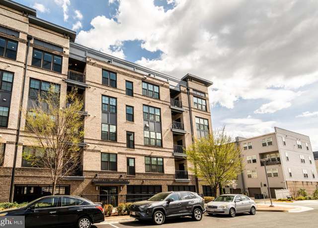 Property at 2329 Wind Charm St #402, Herndon, VA 20171, 2 beds, 2 baths